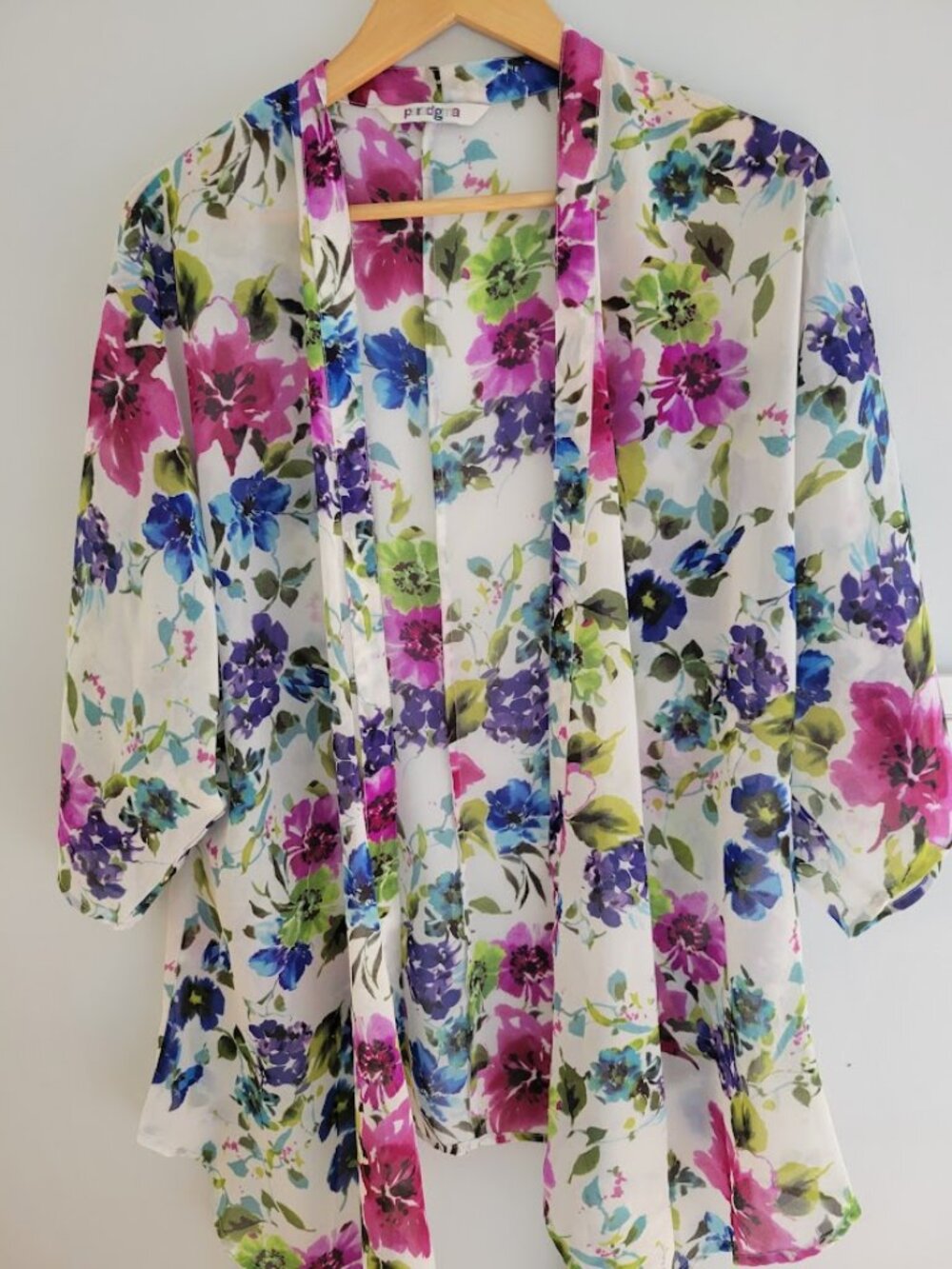 Women's Paradigma Lightweight Wrap, Multi-color